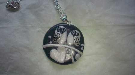 Collier fantaisie camé chouettes noires 