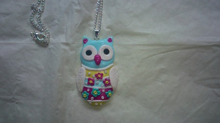 Collier fantaisie chouette multi couleurs fimo 